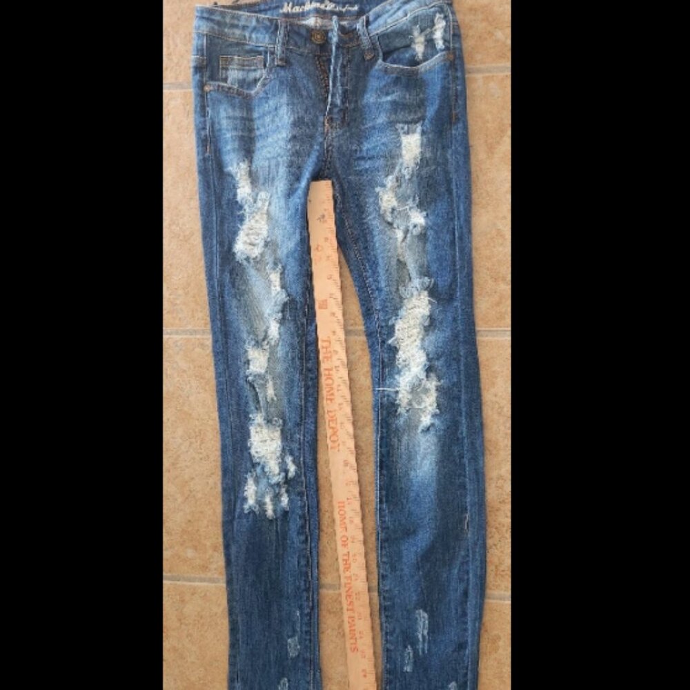 NWT Machine Skinny Jeans Size 27